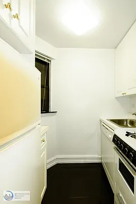 Rented by Metropolitan Property Group | media 7