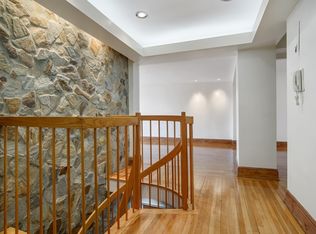 15818 Riverside Dr W, New York, NY 10032