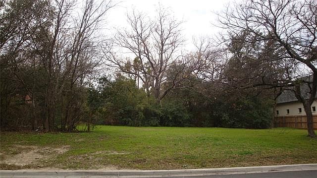 2nd image of 2830 Alton Rd