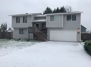 823 NE Melinda Ct, Hillsboro, OR