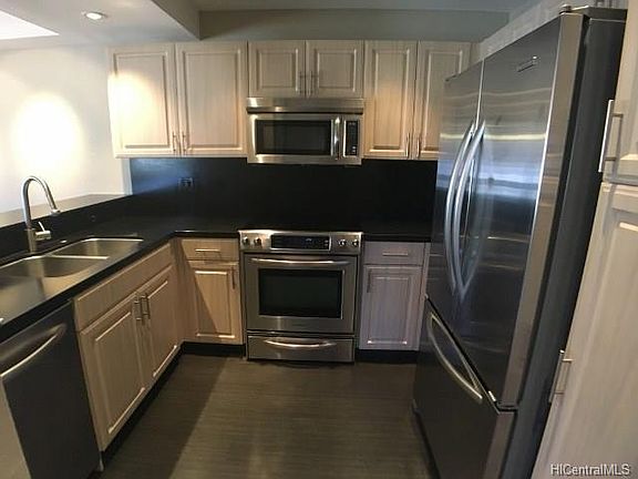 2nd image of 92-1475 Aliinui Dr APT 20B