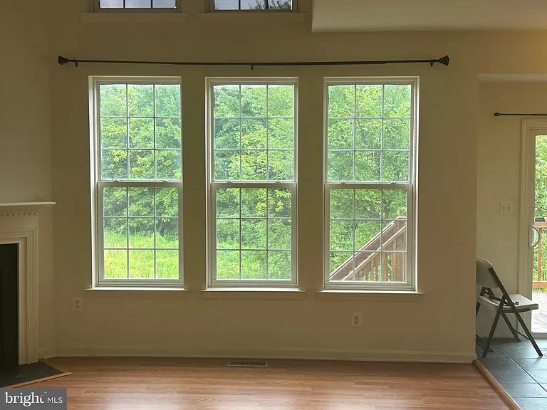 6821 Hollow Glen Ct — Photo 31