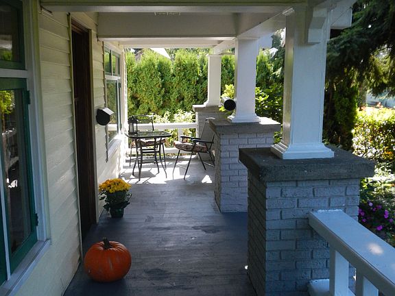 Covered sitting porch area