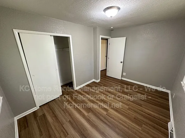 515 S Forest Ave — Photo 10