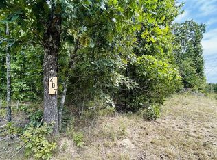 208 Hickory Dr, Cuba, MO 65453