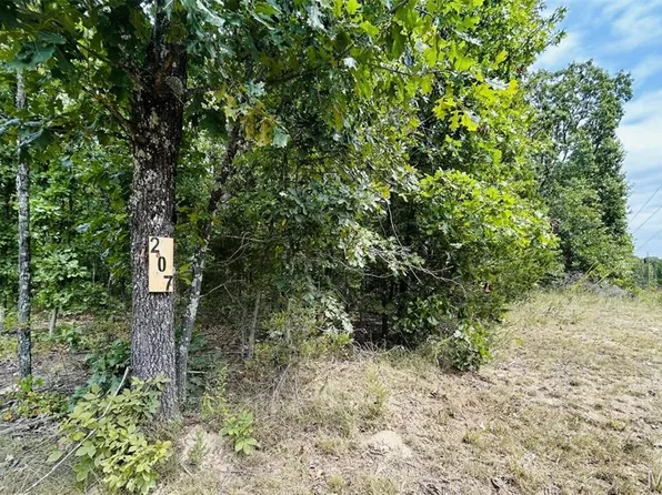 208 Hickory Dr, Cuba, MO 65453