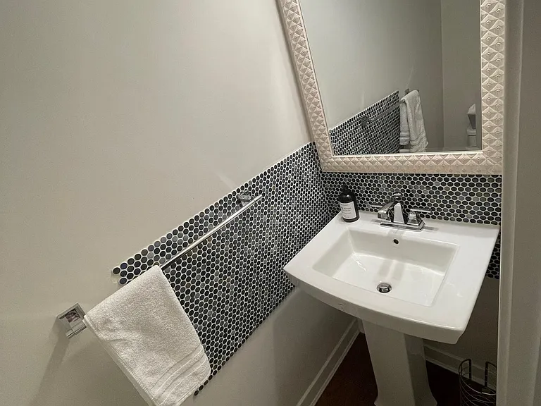 128 Mulberry Dr — Photo 17