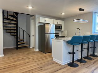 319 Park St APT 1, Syracuse, NY 13203