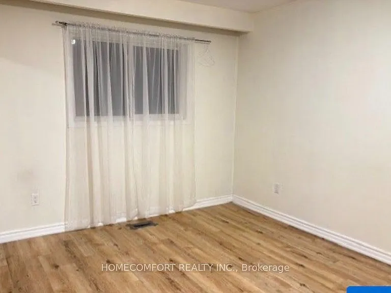 70 Hunt Ave — Photo 4