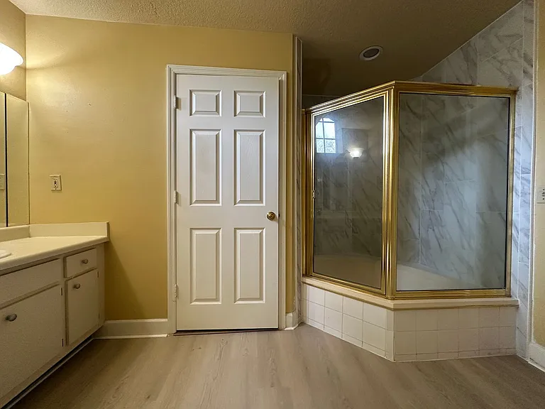 1567 Farrindon Cir — Photo 15