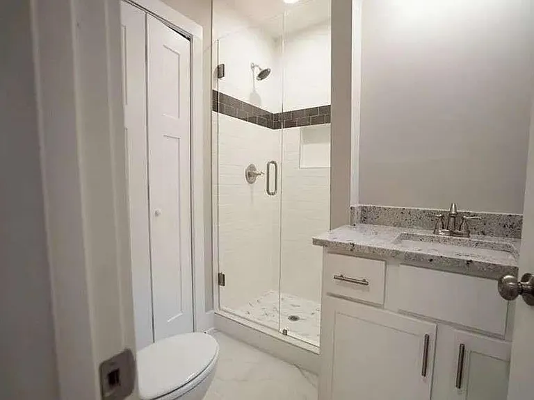 954 Parsons St SW — Photo 11