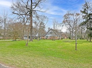 203 Tall Pines Dr, Magnolia, TX 77354