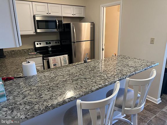 3rd image of 38245 Bluebird Ln Unit 407