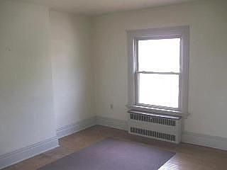 Building Photo 5