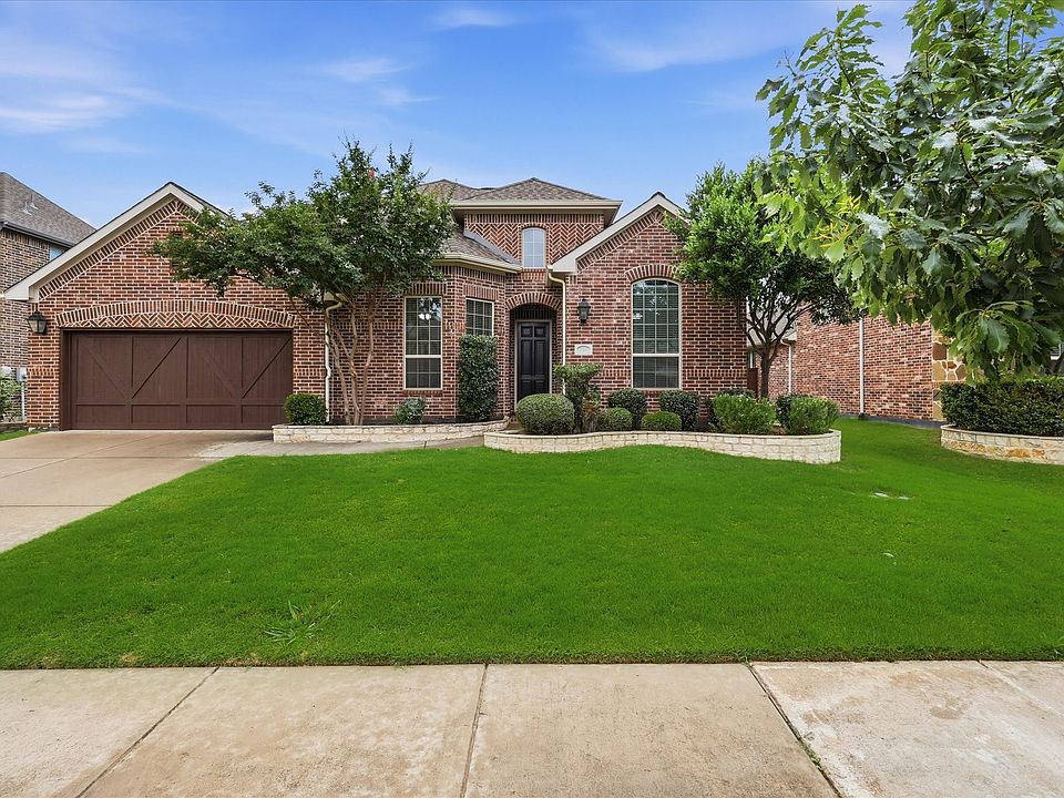 1st image of 11247 Geranium Dr