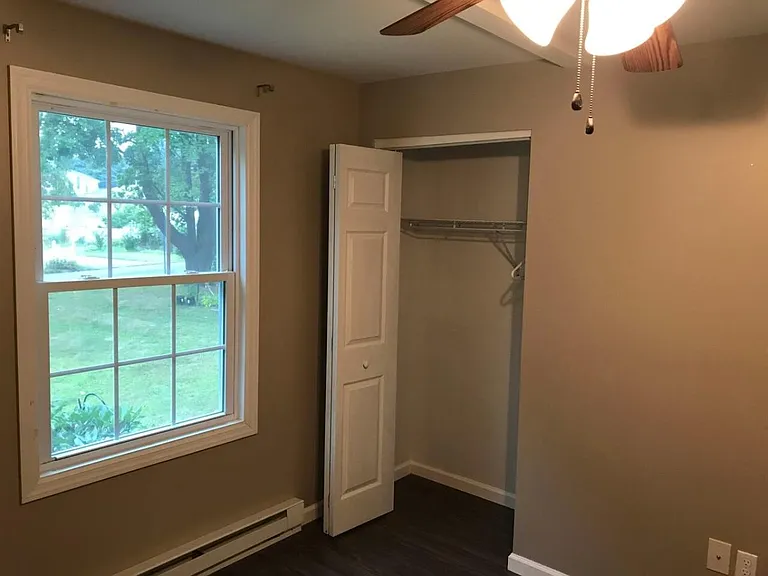 2 Aiken Ave — Photo 6