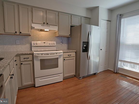 5th image of 20438 Summersong Ln