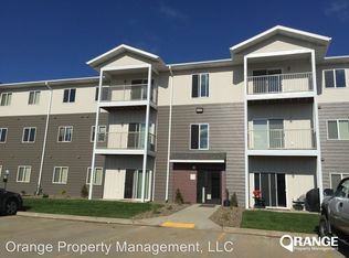 1000 S Pheasant Ridge St APT 910, Watford City, ND 58854