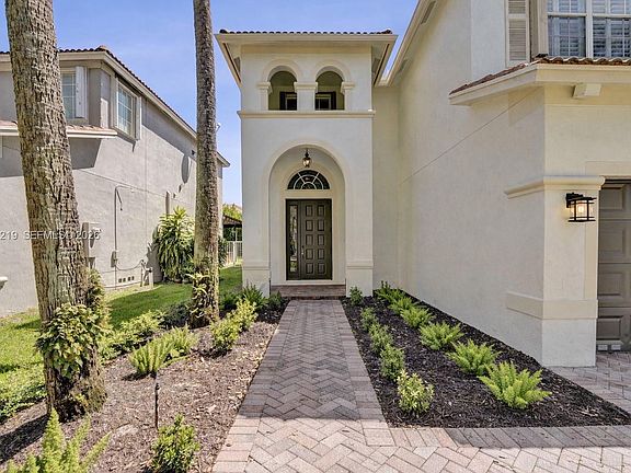 5th image of 3936 Cascade Ter