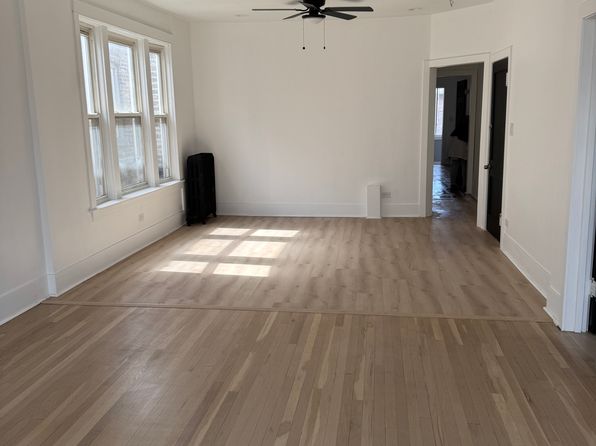 154 N Lamon Ave Unit 2