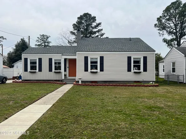 821 Chattawka Lane, New Bern, NC 28560