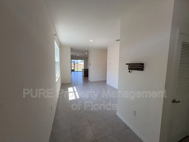 5416 NW 46th Lane Rd — Photo 5