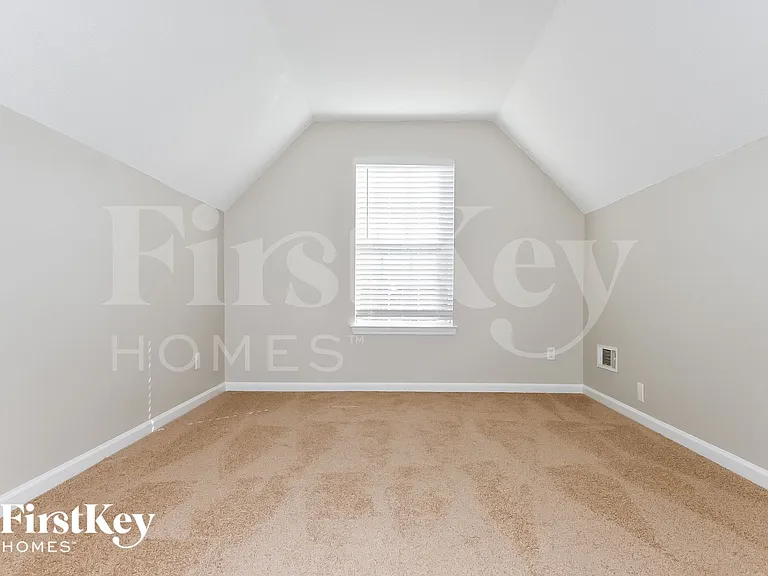 165 Cinnamon Oak Cir — Photo 12