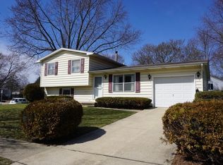 2406 Southwood Dr, Champaign, IL 61821