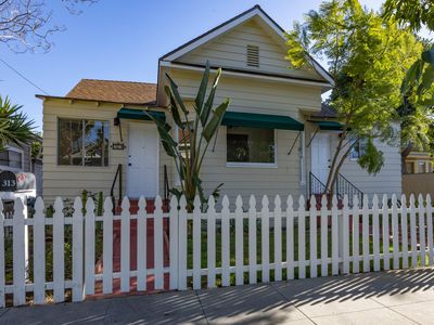 313 W Victoria St, Santa Barbara, CA, 93101