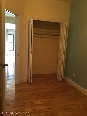 Rented by Living New York | media 13