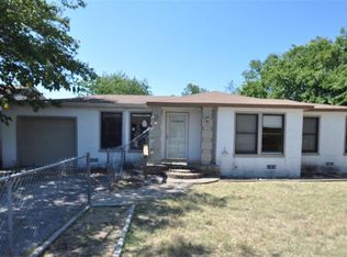 5311 Buchanan St, Sansom Park, TX 76114