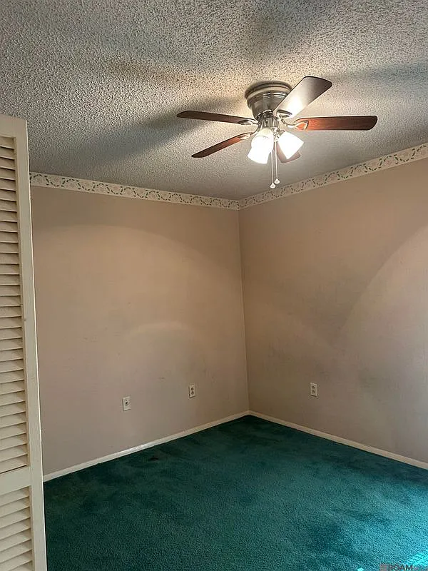 Building Photo - 2208 Sprucewood Dr