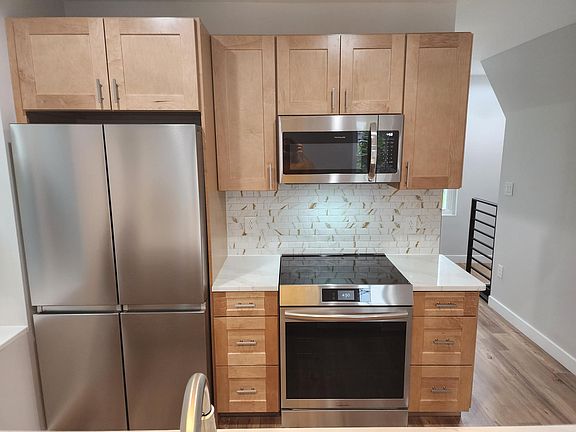 4th image of 134 Buchanan St Floor 2