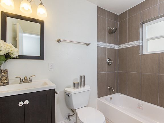 2nd image of 8060 Lemon Ave #1/2