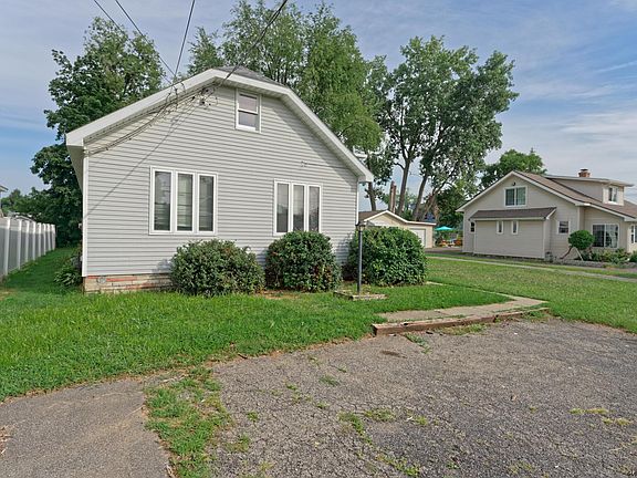 2nd image of 13 Highland Ave
