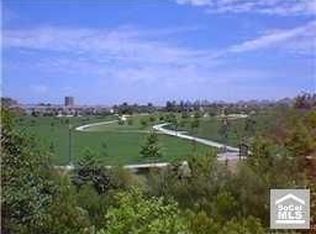 18739 Fairfax Ln, Huntington Beach, CA 92648