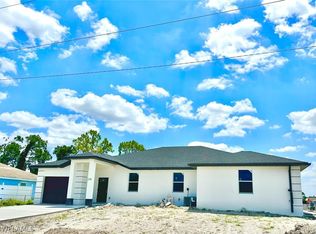 210-212 Pullman St, Lehigh Acres, FL 33974