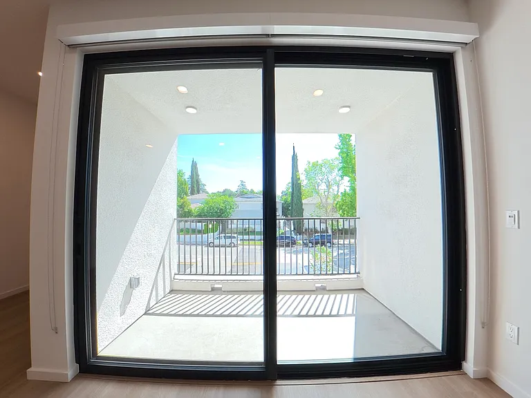 5119 Colfax Ave #203 — Photo 31