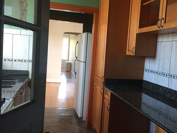 3rd image of 4121 W Henderson Street # Fl 3rd