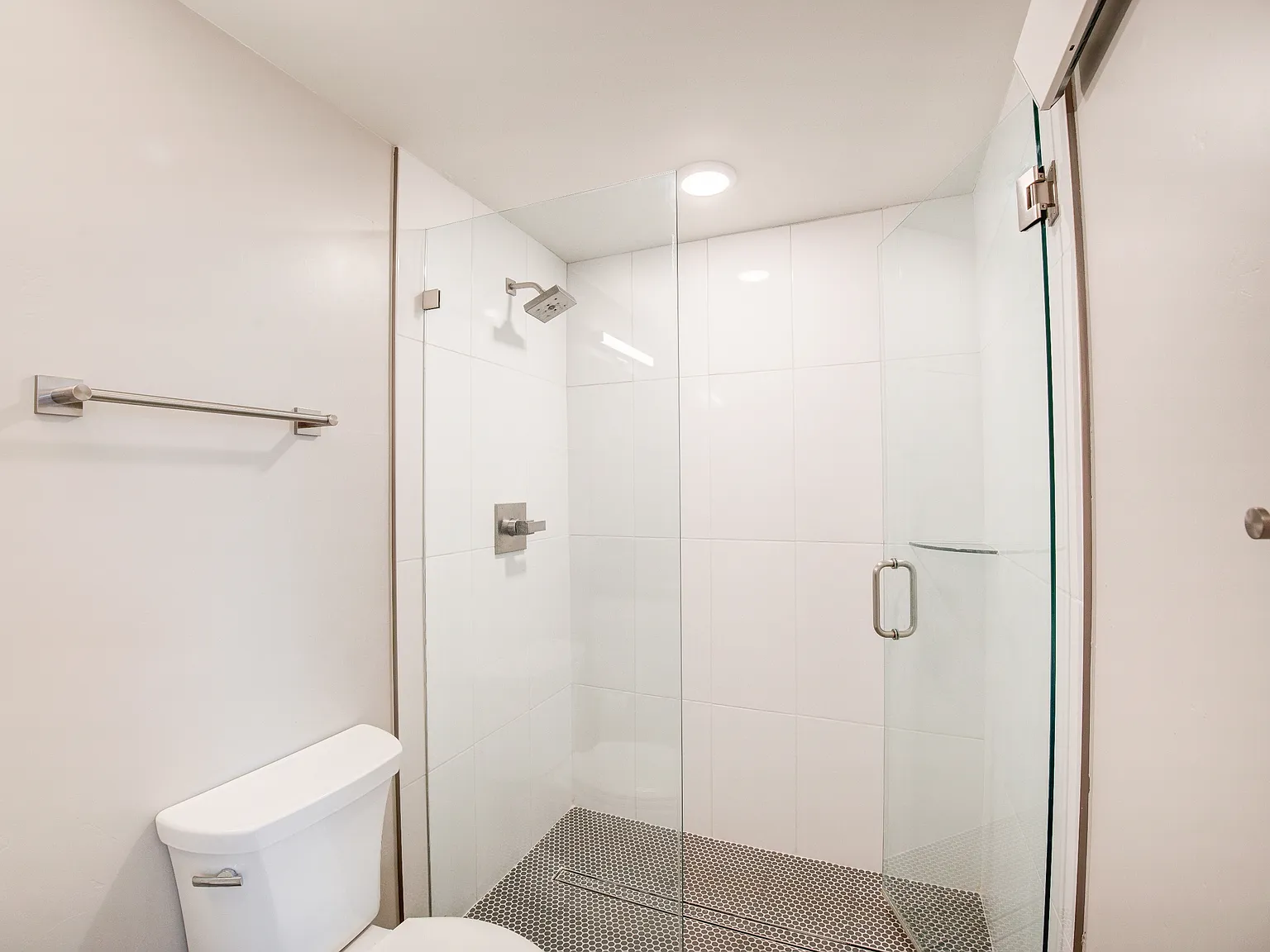 114 Old Stage Road Unit B - 1 — Photo 3