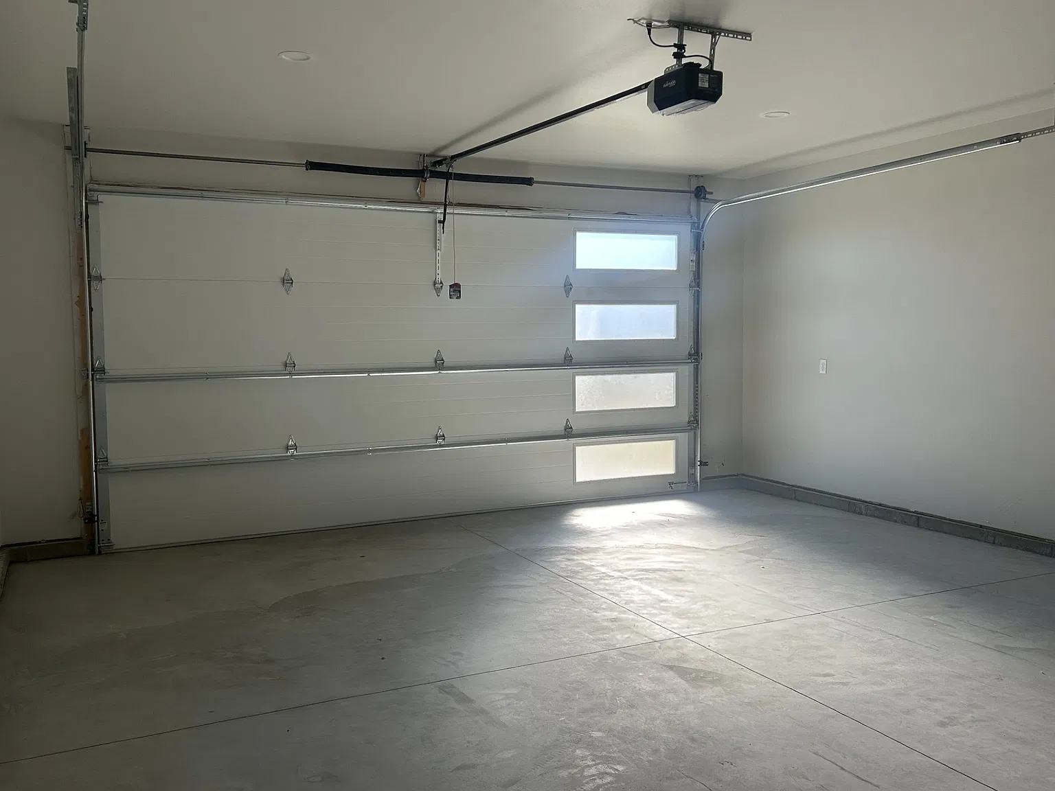 3 bed, 1500 sqft, $2,800 — Photo 2
