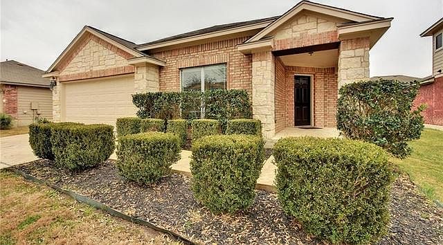 1st image of 305 Bloomsbury Dr