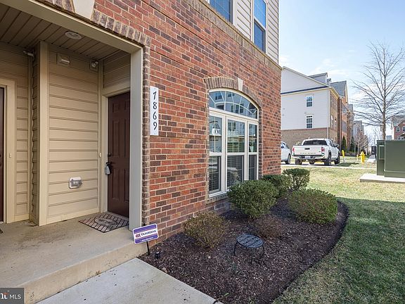 4th image of 7869 Culloden Crest Ln