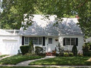 1st image of 51 Winifred Dr