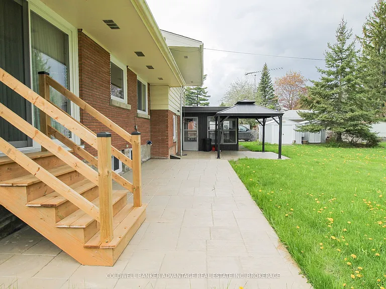 464 Fitch St — Photo 24
