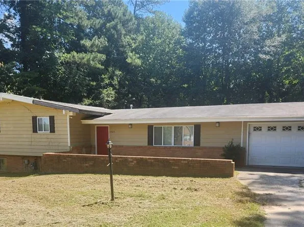 1920 Bethsaida Rd, Riverdale, GA 30296