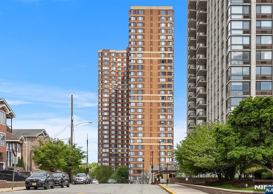 1st image of 100 Old Palisade Rd APT 3215