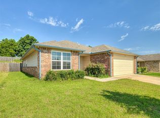 214 Tuscany Cir, Noble, OK 73068