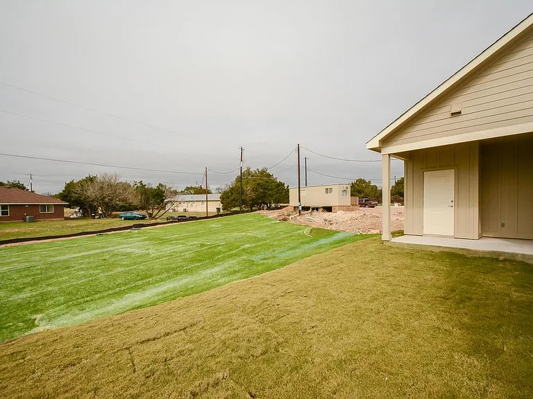 240 Rose Dr #A — Photo 29