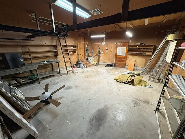 928 N Griffin Ave — Photo 17